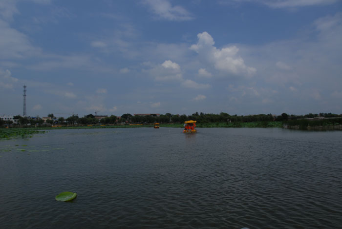 ˮ��һɫ���̲�ʎ����С���x��߅Խ��Խ�h(yu��n)��